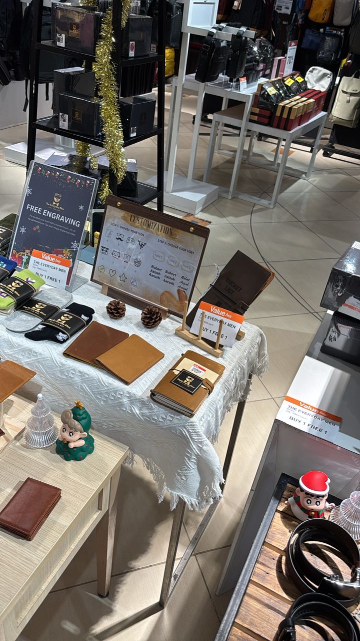 Close-up of the booth showing the customization menu and product display